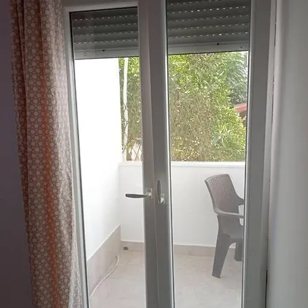 Katias Downtown Apartment شقة *