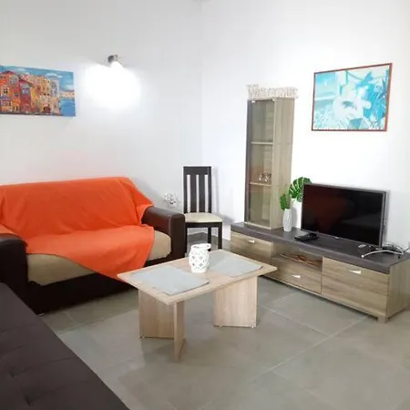 Katias Downtown Apartmán *